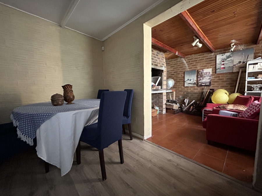 2 Bedroom Property for Sale in Belgravia Western Cape